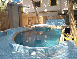 Olive Swimming Pool Manufacturer in Agra