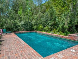 Backyard Showcase Swimming Pool Design in Agra